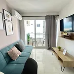 Apartamento de 3 habitaciones con Vista al Mar