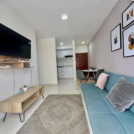 Apartment De 3 Con Vista Al Mar *